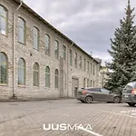 Cozy Loft Near Old Town